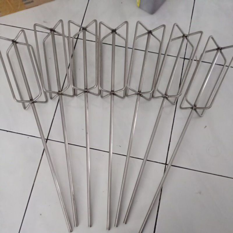 MATA BOR UNTUK ADUKAN MARTABAK / BALING-BALING MIXER MARTABAK / MATA BOR SAJA 1  PCS