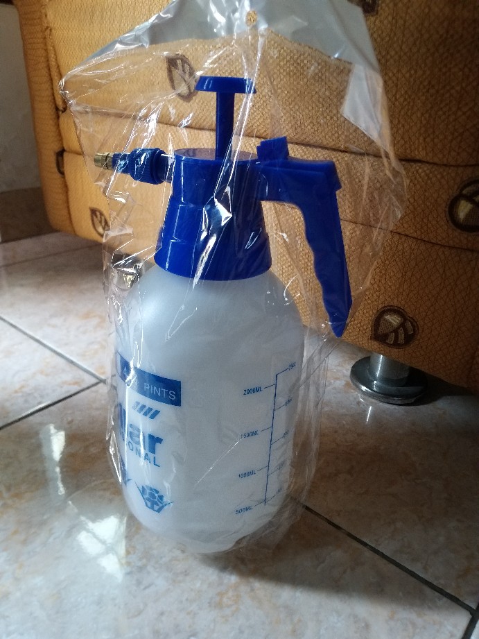 Sprayer 2 Liter Alat Semprot Semprotan Tanaman Hama Alat Mandi Burung