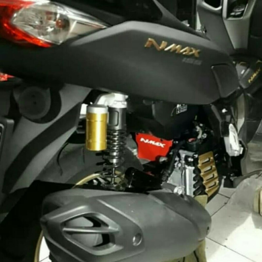 PAKET RAMADHAN SELL FREE MIKA LAMPU STOP NMAX PLUS MUDFLAP BELAKANG PELINDUNG MESIN New NMAX 2020