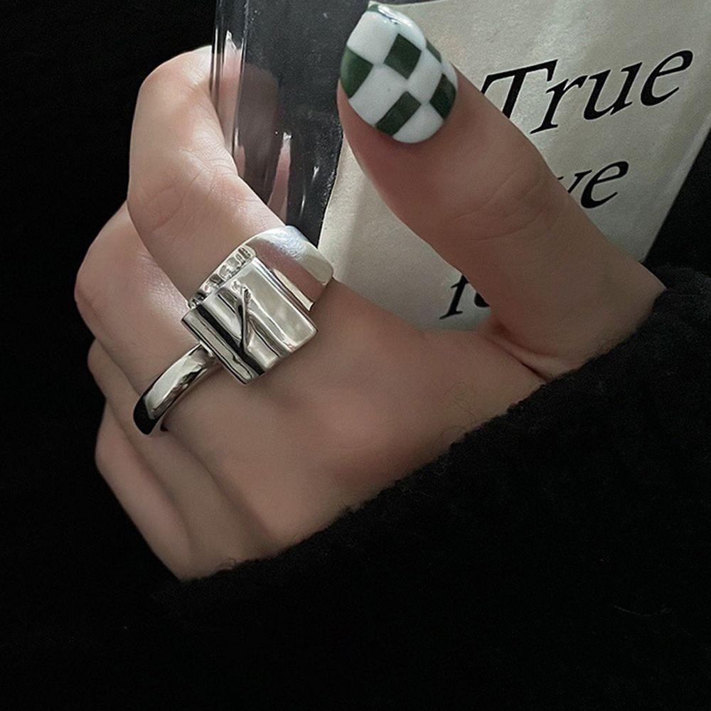 Cincin Geometris Gaya Vintage Untuk Wanita