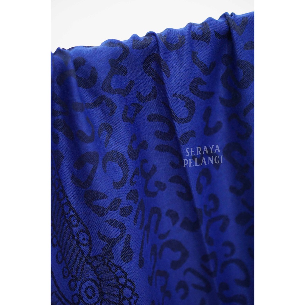 Pashmina Cashmere Motif Kupu-Kupu 04 | Animal Print | Selendang | Scarf | Syal | Shawl | Pasmina | Souvenir | Hadiah Ulang Tahun | Birthday Gift | Aksesoris Fashion Wanita | Premium Import Quality | Grosir Murah | Luxury Scarf