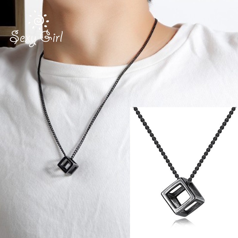 Kalung Liontin Kubus Rubik 3d Bahan Titanium Steel Gaya Hip Hop Untuk Pria Dan Wanita