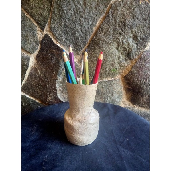 

TEMPAT PENSIL UNIK VAS BUNGA