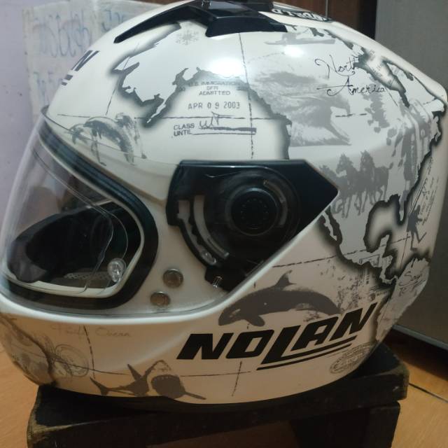 Helm nolan