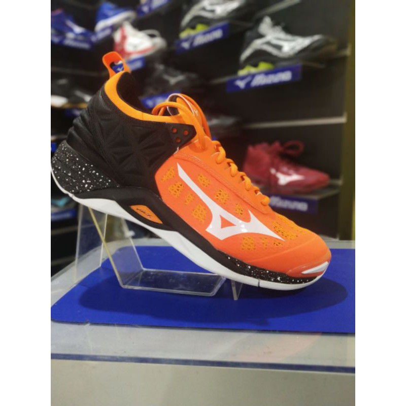 Sepatu mizuno Voli momentum mid Original 100%