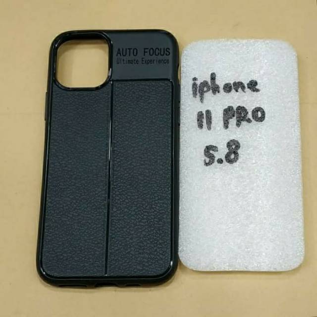 auto focus IPHONE 11 PRO 5.8 in silikon karet hitam soft case mantap