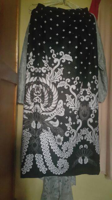 Tasyananu_batik Barina Brukat Set/brokat Pinguin Barina