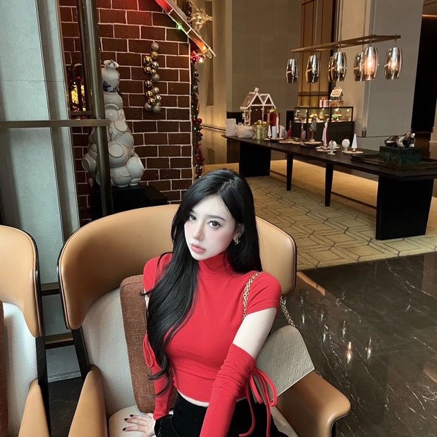 Sexy Turtleneck Lengan Pendek T-Shirt Ketat Atasan Kemeja Bawahan