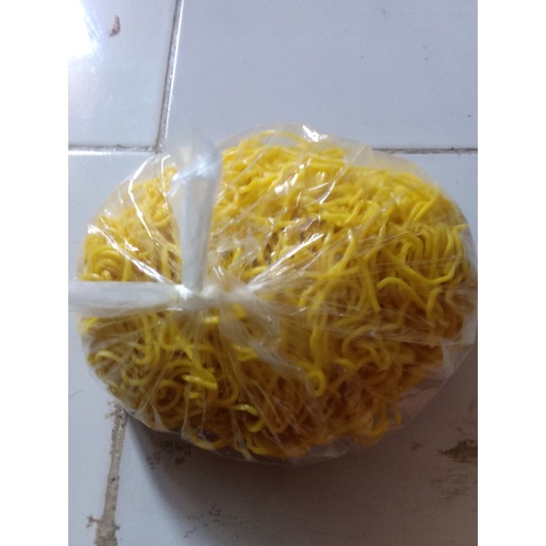 

mie kuning basah 500 gram