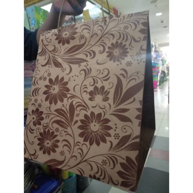 

Paper bag nasi box batik 22 isi 12 pcs terlaris dan termurah