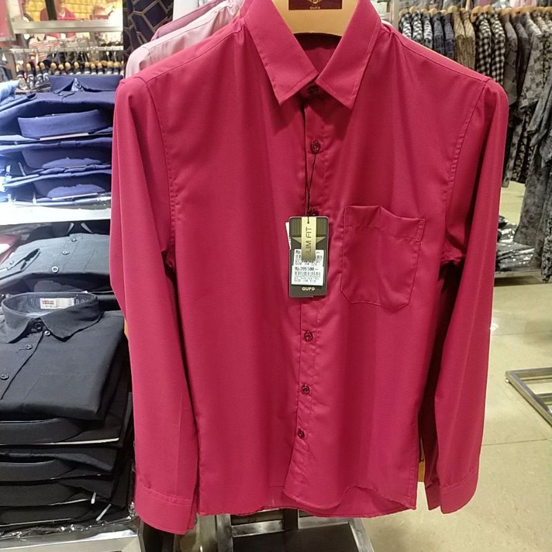 kemeja pria slim fit dan reguler merk Gufo