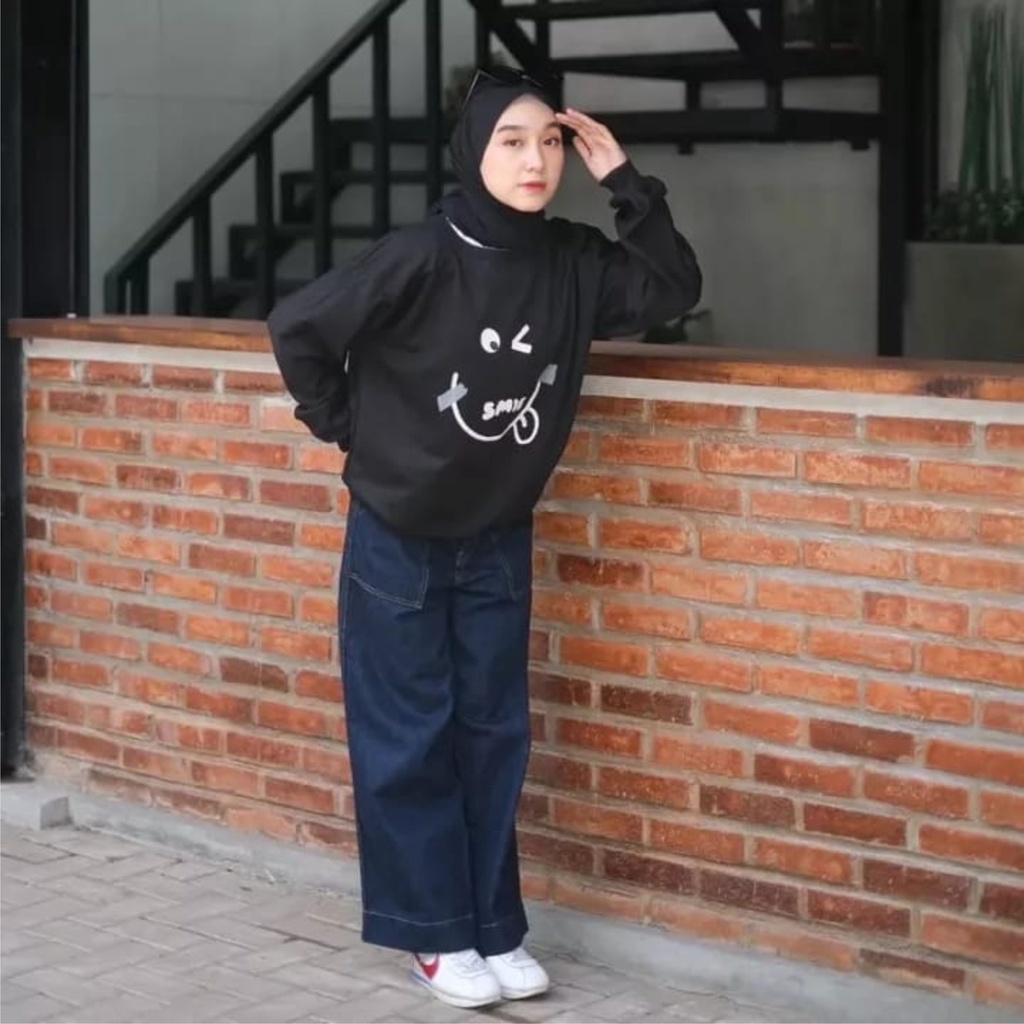 EMOTE SMILE Sweater Crewneck Oversize Wanita Korea Style Size M-L-XL-XXL Jumbo / Sweatshirt Wanita Terbaru / Sweater Hoodie WanitaTrendy /Jaket Wanita Modern-Bisa Bayar Ditempat COD