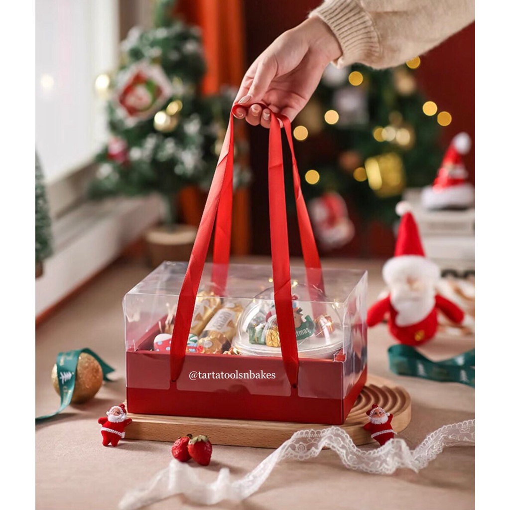 

Kotak Mika Hampers | Gagang Tali Merah| 24x16.7x13.5 CM
