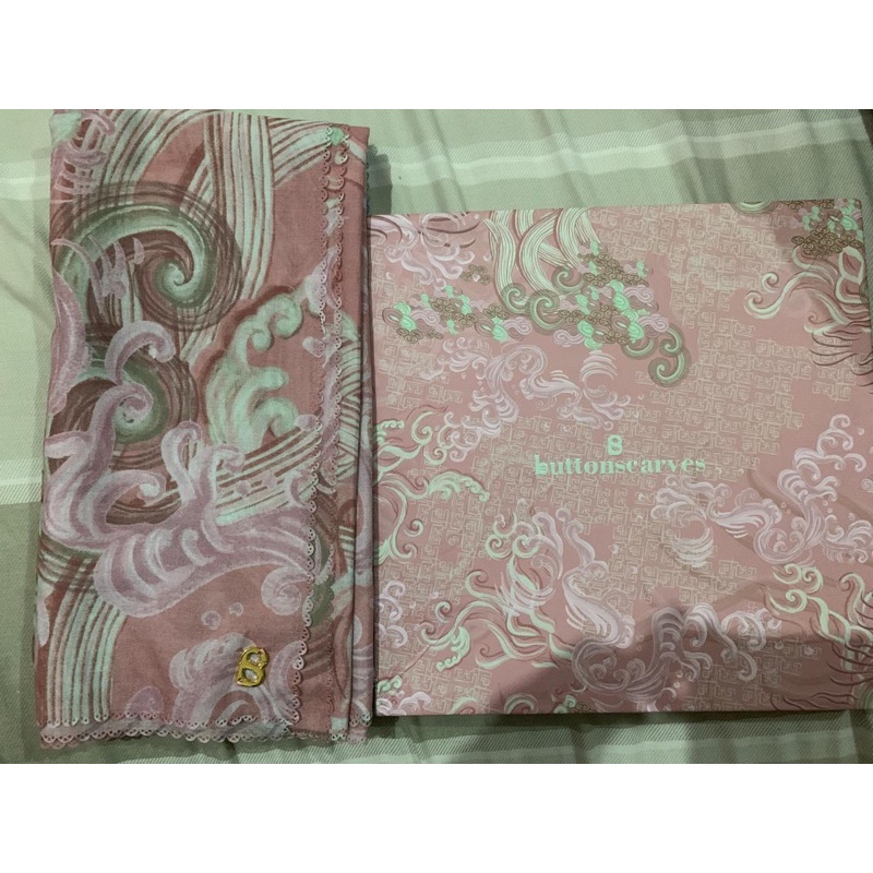 buttonscarves preloved the waves wave sweety