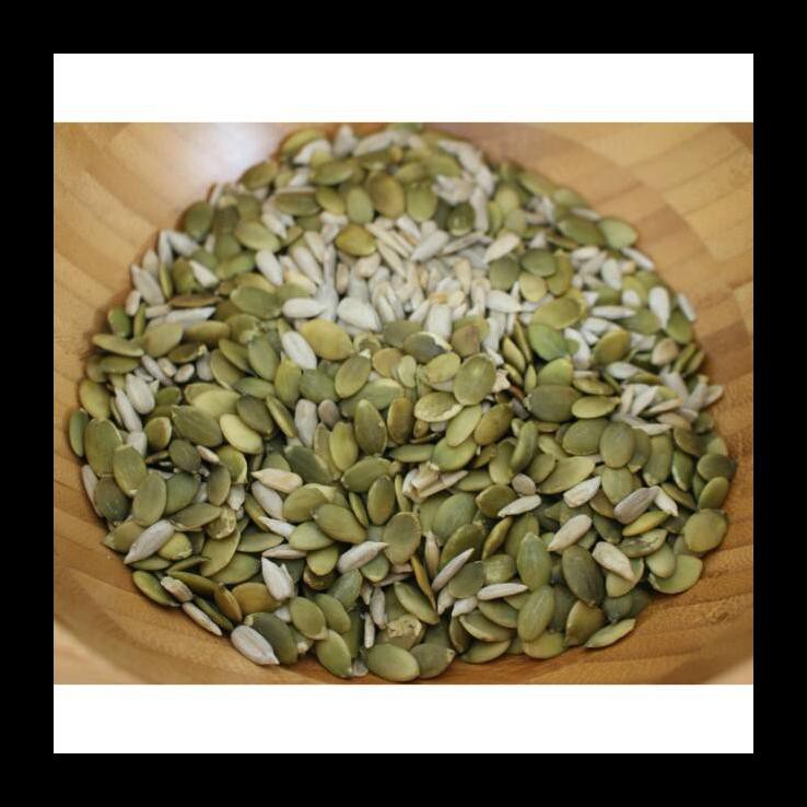 

SALE! MIX SEEDS: RAW PEPITAS & RAW SUNFLOWER SEEDS 1 KG MURAH