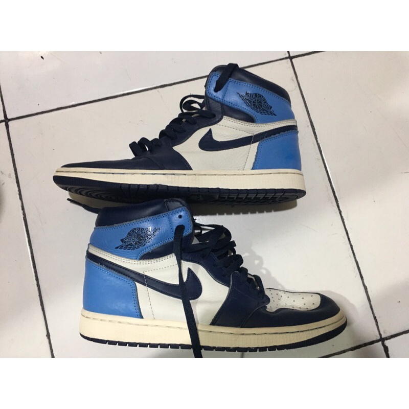 Nike Air Jordan 1 - Obsidian