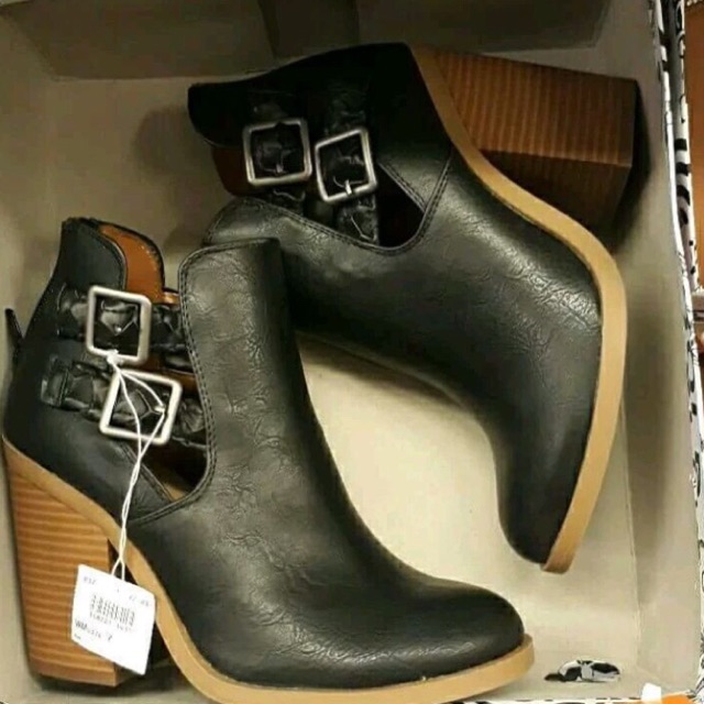 Ankle boots payless
