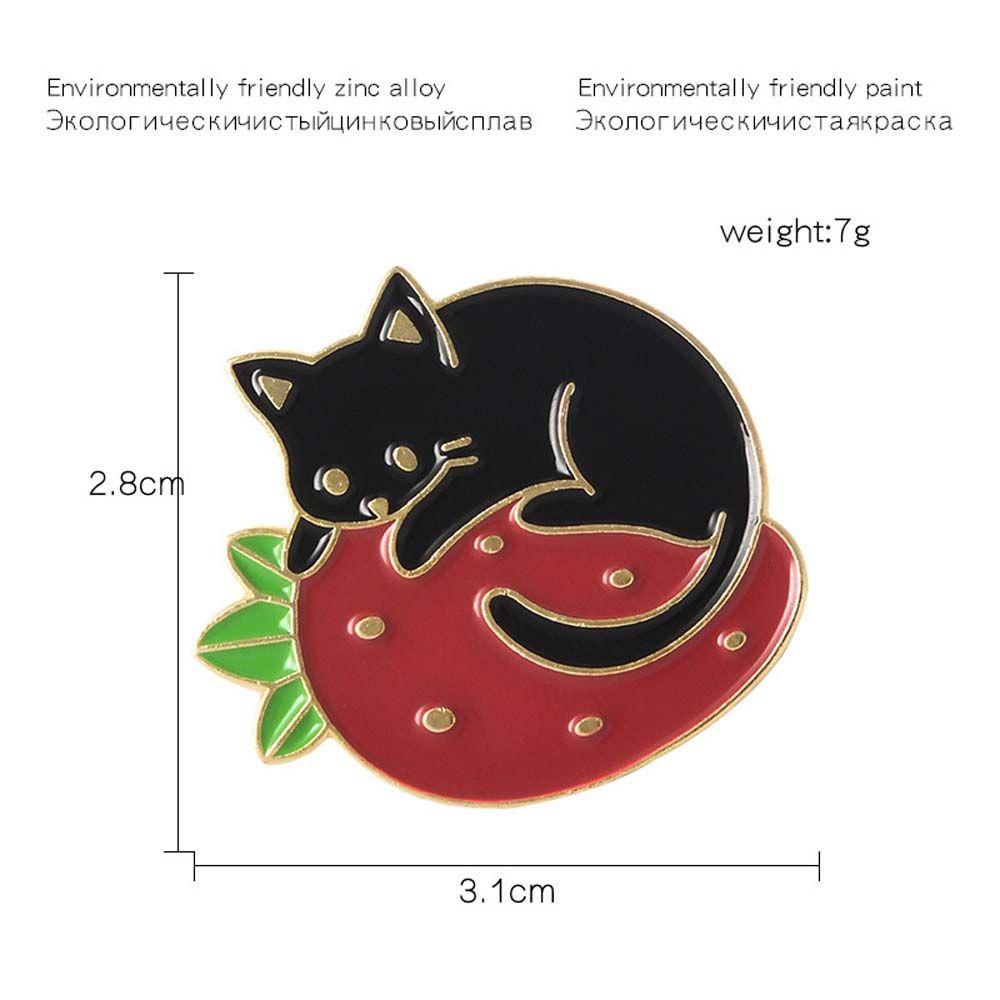 Needway   Kucing Bros Lucu Kartun Strawberry Kucing Hitam Lencana Pin Kerah Pin Enamel Pin