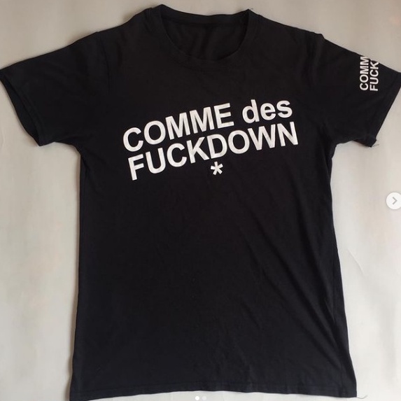 Commesdesgarcons/Cdg Bekas/Cdg Second/Cdf Bekas