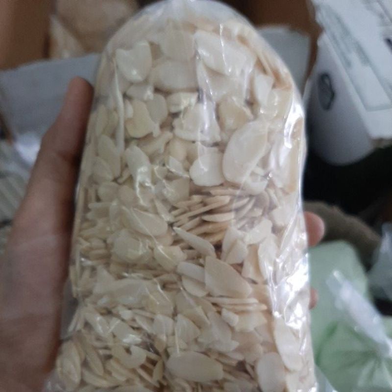 

Almond Slice Repack 250gram