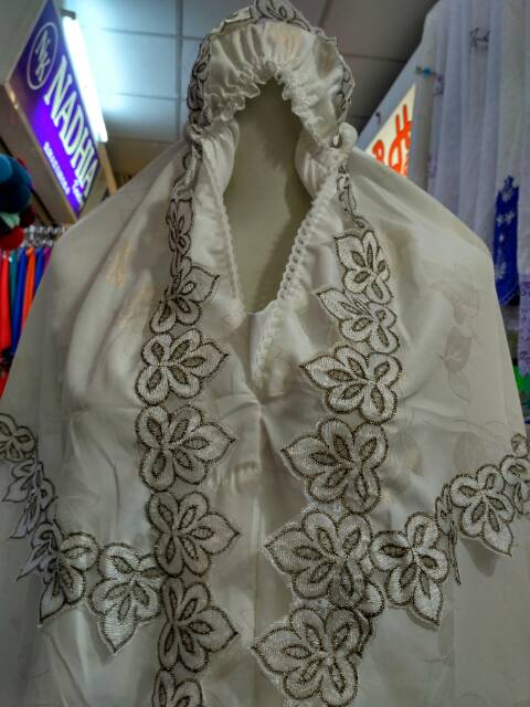 Mukena kd sutra velvet kerancang organdy