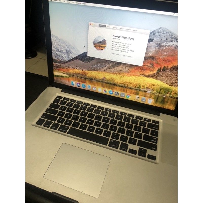 macbook pro 15 inch 2011 intel core i7 2.2G Hz 4GB very good condition 100% fungsi aman dan mulus