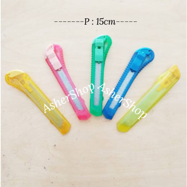 

Cutter Xingli Warna Warni
