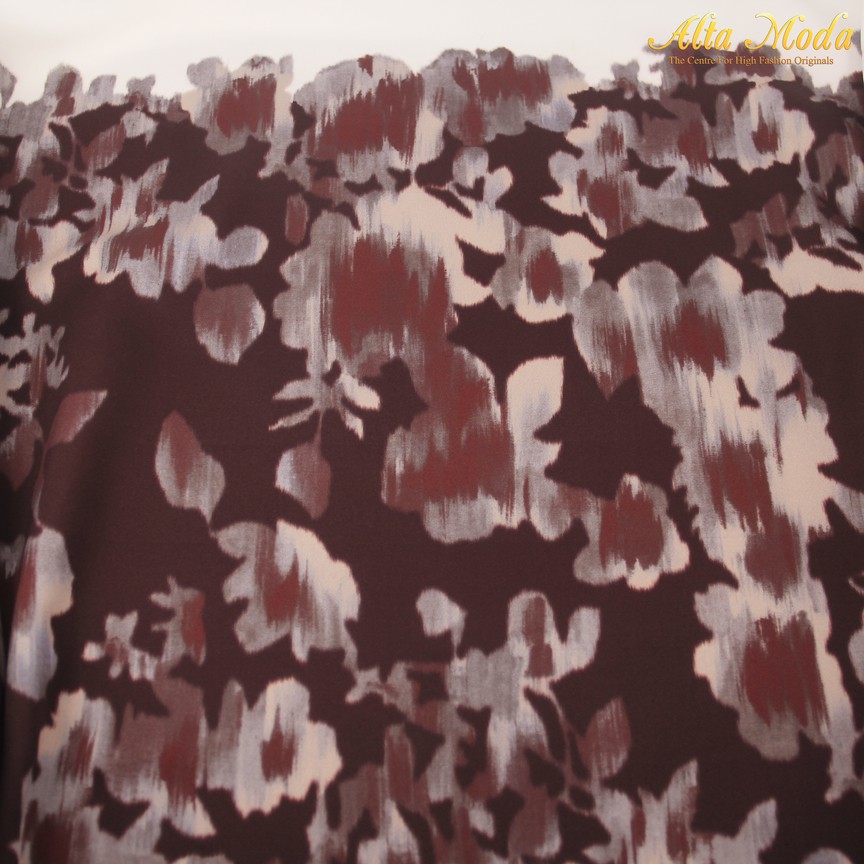 

Alta Moda Scuba Motif Coklat Motif Kembang (1M)