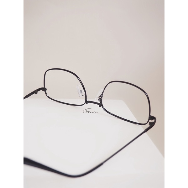 Flavia Eyewear - Kacamata Oliver Square Titanium (custom minus, photochromic, blueray, bluechromic dan photobrown)