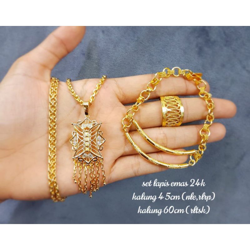 Set emas 24kreplika(rantai kalung,liontin,cincin,gelang)Gratis Box,Sarung asesoris(dikirim yg ready)