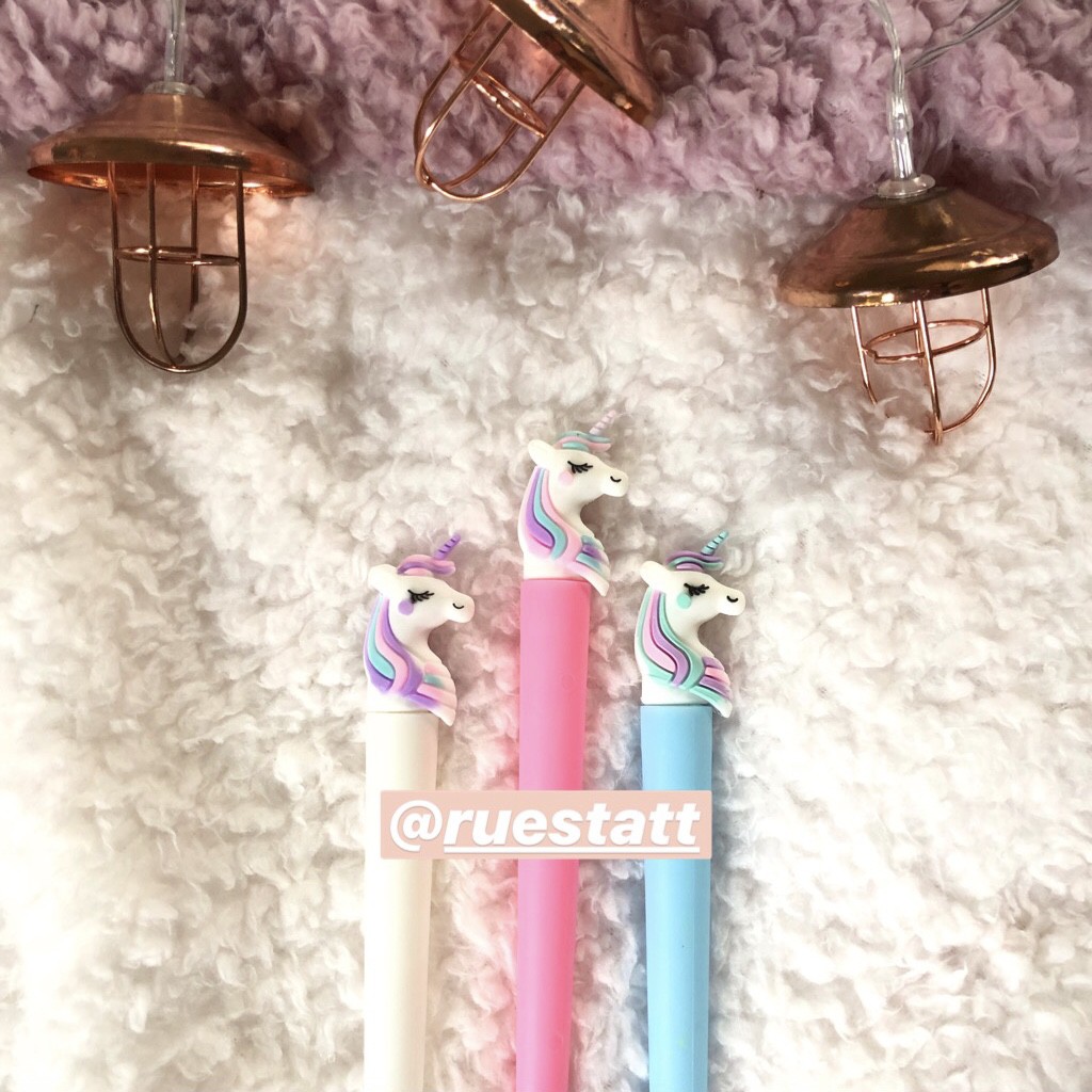 

Big Blushed Unicorn Pen