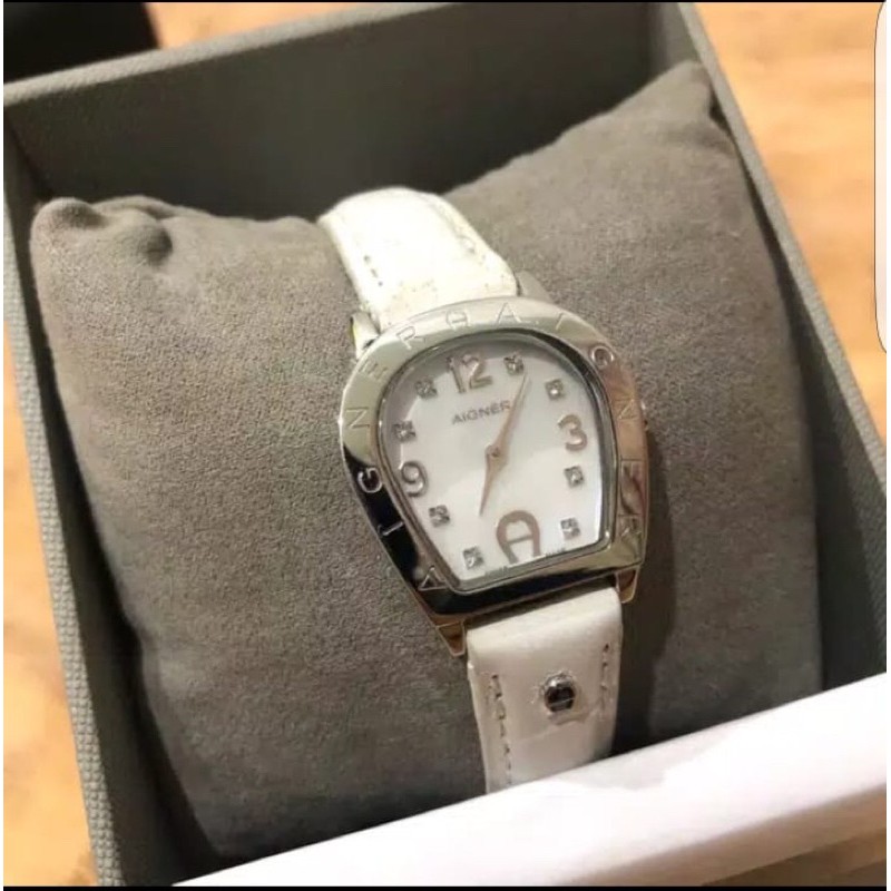 (SOLD) authentic aigner watch