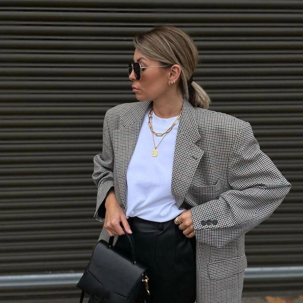 Agustina Wanita Liontin Kalung Kepribadian Kreatif Pria Square Pendant Necklace Stainless Steel Pria Rantai Emas Korea Style Jewelry