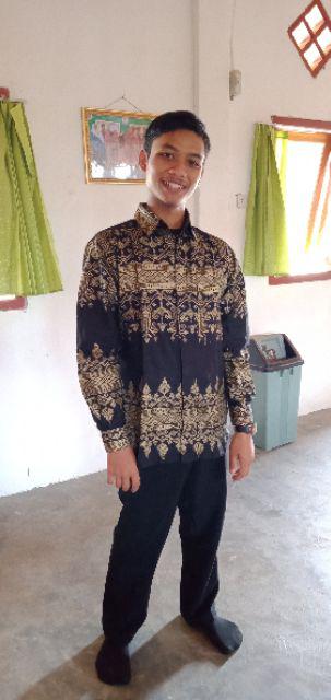 Kemejabatikpria/batikpria/batikcowok/bajubatik/pakaianbatik/batikpekalongan/batik Oval Litle