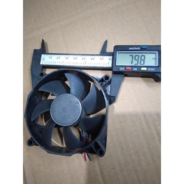 KIPAS DC FAN 12VOLT 8X8