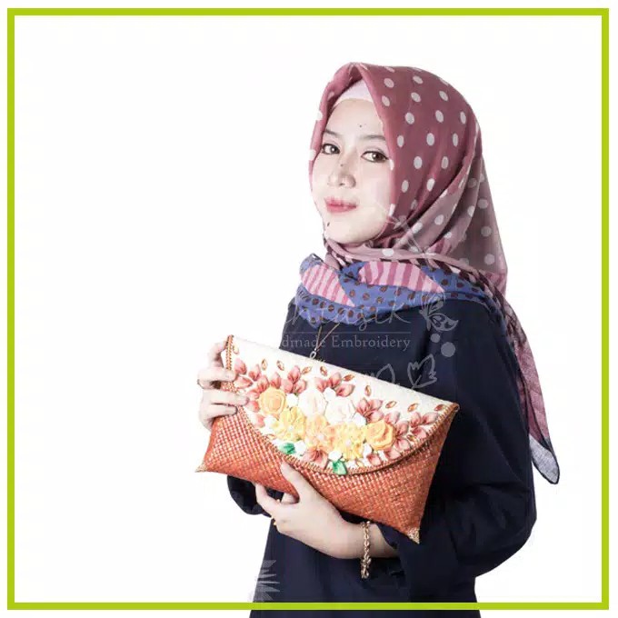 Clutch Dompet Kondangan Anyaman uk L Pandan Bunga tempel/ dompet wanita murah R.27