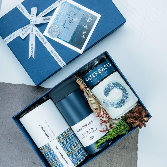 

CHRISTMAS HAMPERS GIFT NATAL CUSTOM HAMPERS CORPORATE TWILIGHT BLUE DGFXG6563