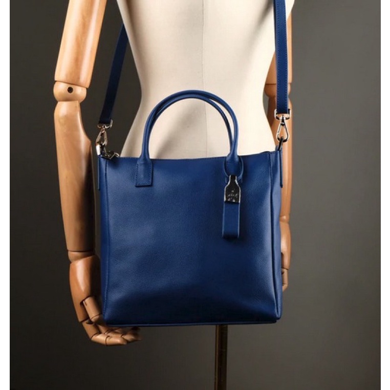 Dya Dhairya - Fergie 25 Leather Classic Blue