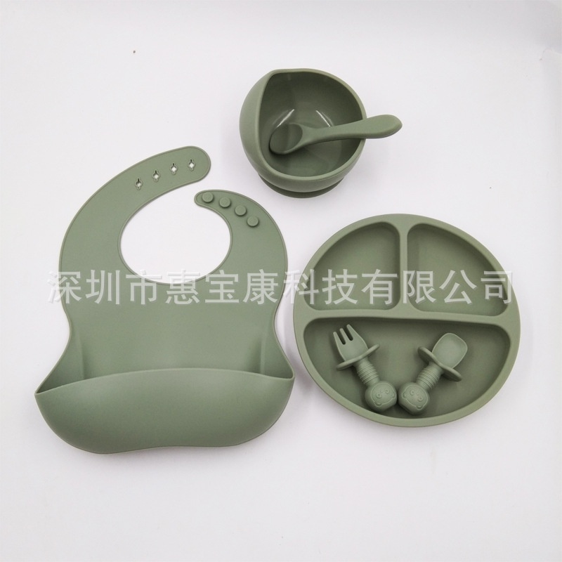 Set Alat Makan Bayi Silikon Peralatan Makan Bayi Silicon Bib Piring Sendok Mangkok Suction Set Food Grade Baby Feeding Mangkok Silikon Suction dengan Sendok Mpas Bayi