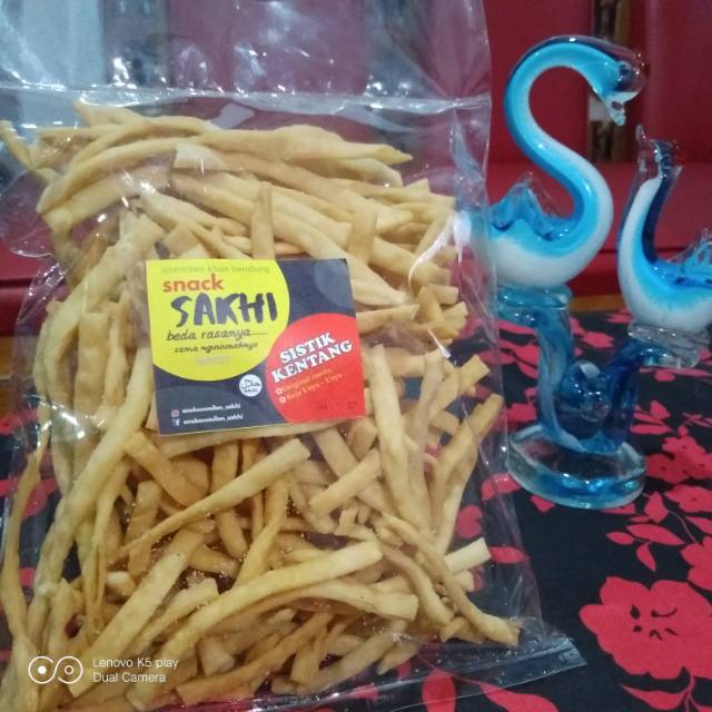 

Cemilan Sistik KENTANG potato