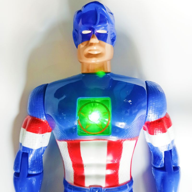 Action Figure Avengers Besar 38cm Captain America Batman Sound Light