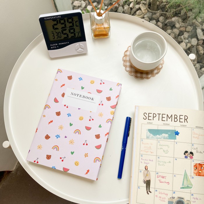 

[RESTOCK] Buku Catatan Notebook Diary Planner Journal Agenda Polos Dotted Cherry - A5 Hard Agenda