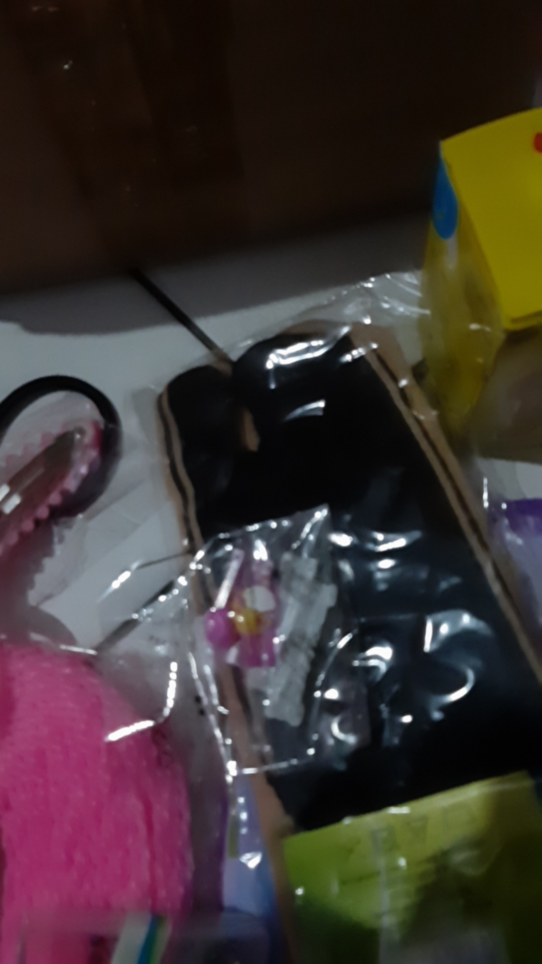 Pengaman Ujung Kabel Karakter