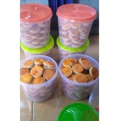 

Kue Kacang asli 1kg free toples