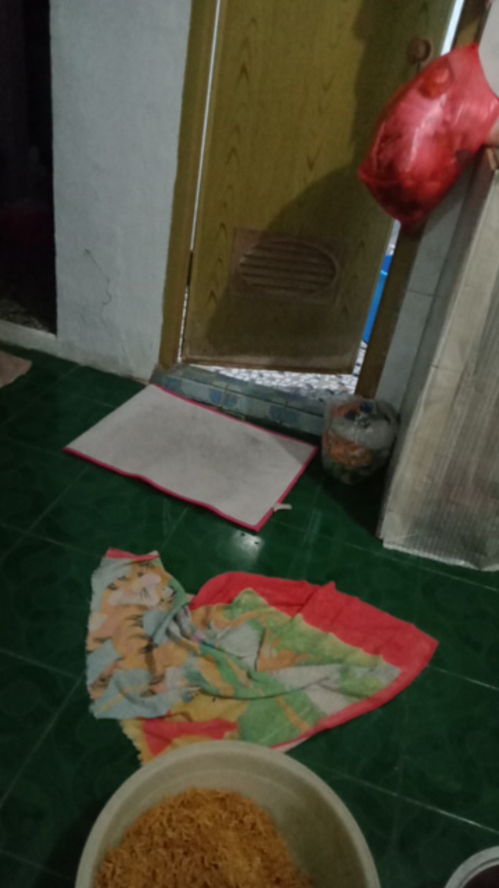 Sendok Makan Bening ( Isi 100 Pcs )
