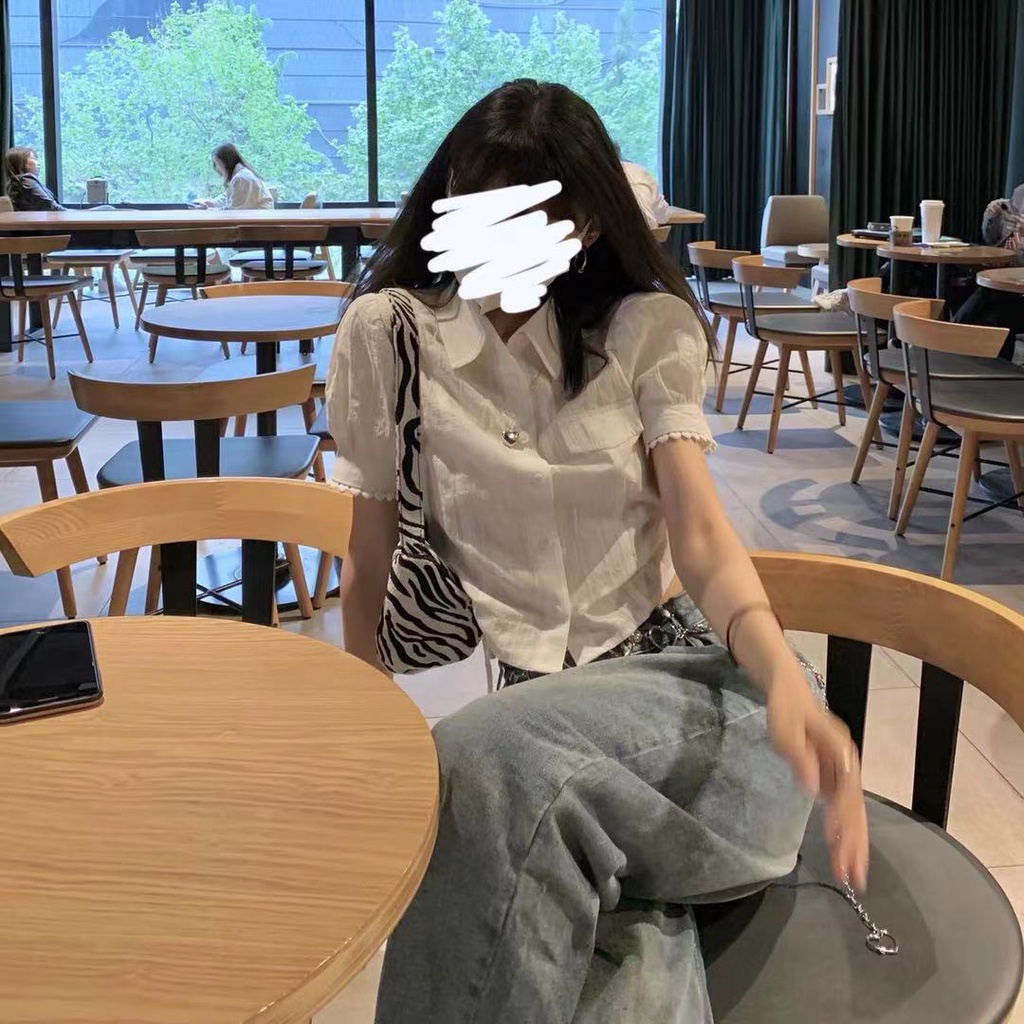 Red Desain Kaos Putih Wanita Crop T-Shirt Wanita Sense Kecil Perancis Bubble-Sleeve Strap Lengan Pendek