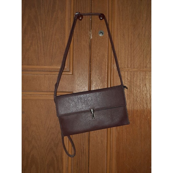 Preloved Clutch wanita Les femmes