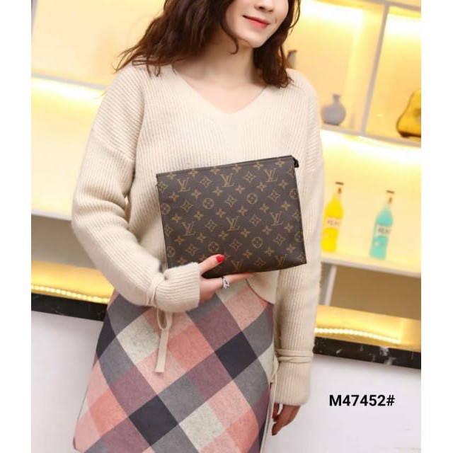 LV Pochette Voyage Handbag M47452