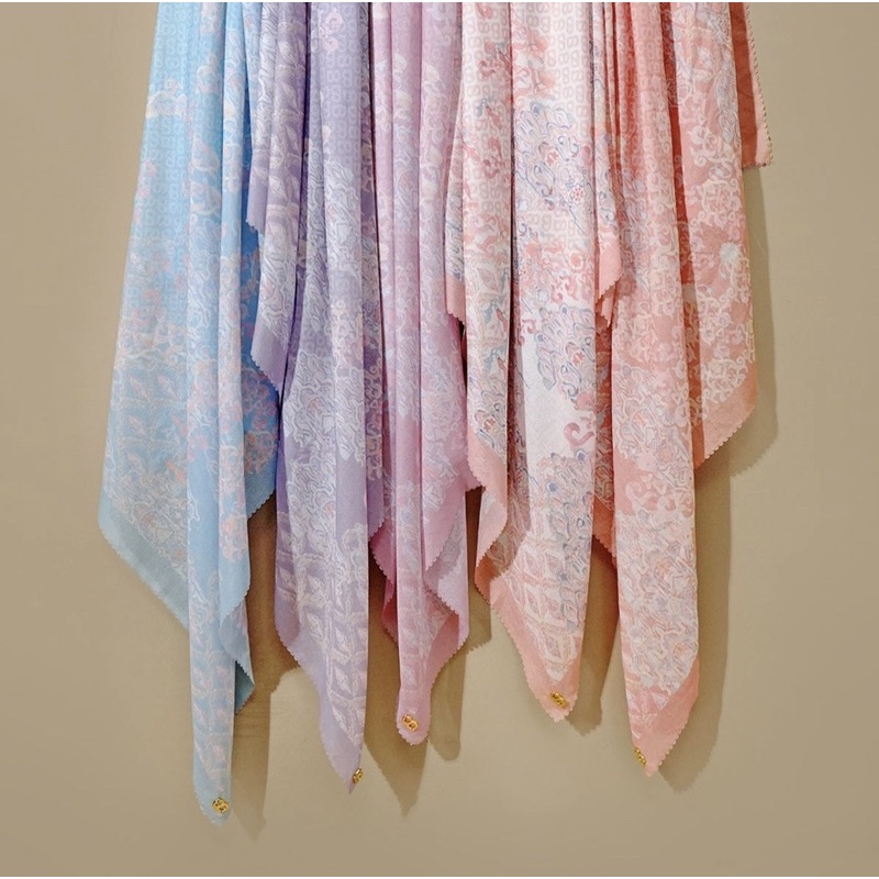 Granada series Buttonscarves