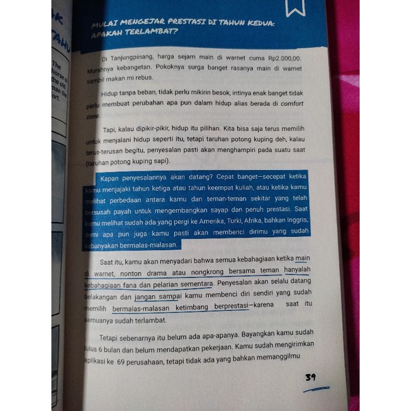 buku kitab suci kuliah